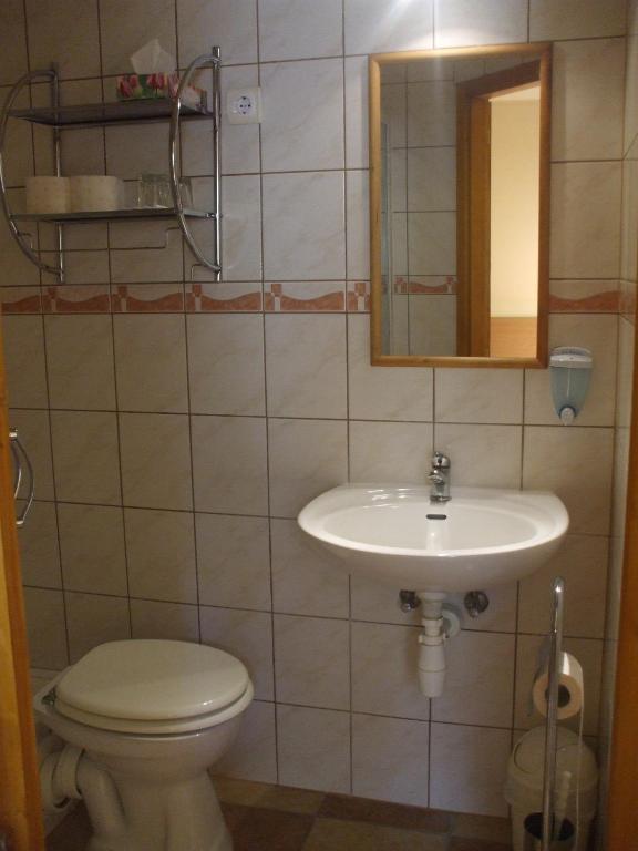 Turul Etterem Es Panzio Hotel Kaposvár Екстериор снимка